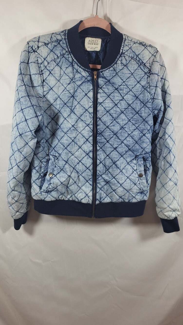 Trendu y2k Ashley By 26 International Acid Wash Quilted Denim Bomber Jacket, siz